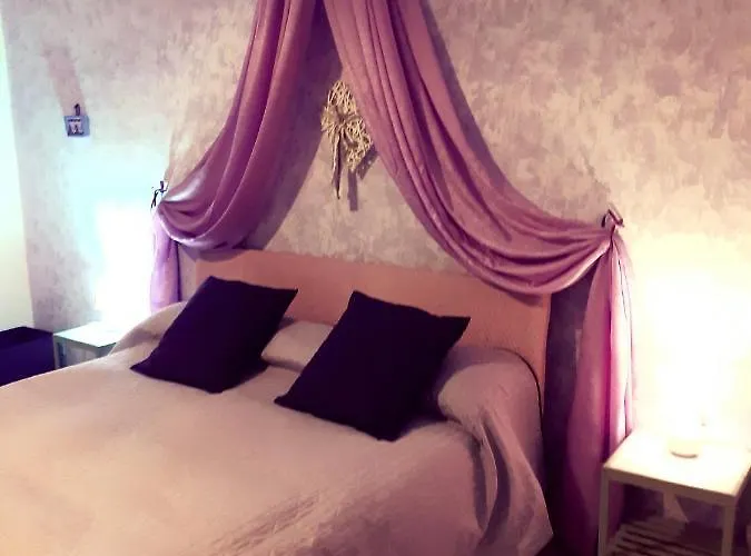 La Maison Des Caprices_ _stazione_5terre La Spezia